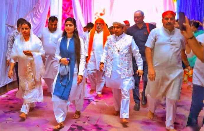 देवी चित्रलेखा की सोशल मीडिया पर मिलियन में फ़ॉलोअर्स