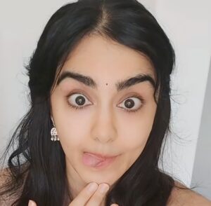 बॉलीवुड अभिनेत्री अदा शर्मा ने छत्तीसगढ़ी गाने पर बनाया रील ‘रईपुर के गोल बाजार’ हुआ वायरल